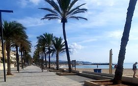 Apartamento En Segunda Linea De Mar, Wifi&A.C